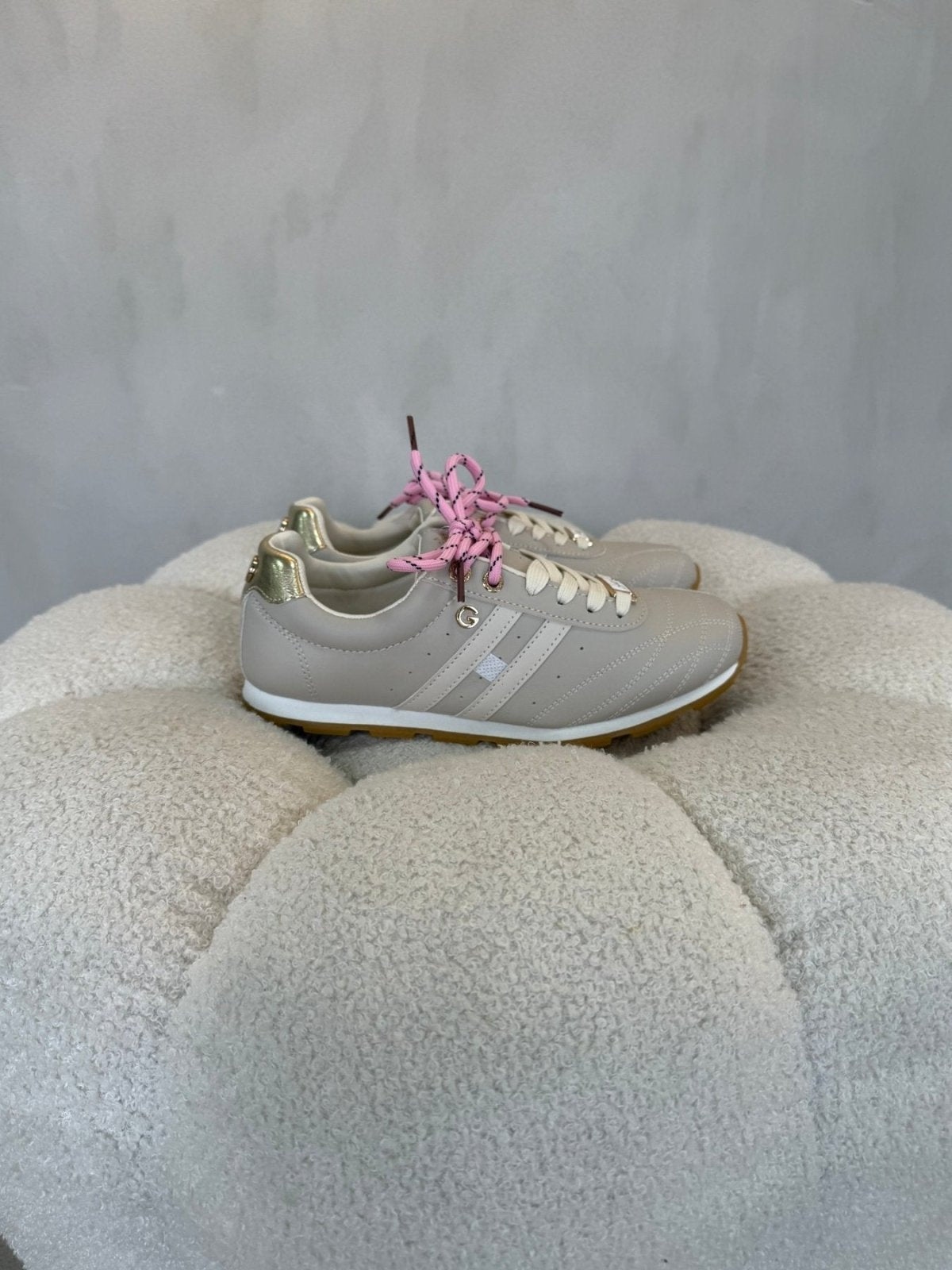 15169 Tenis Off White - Calzado 365