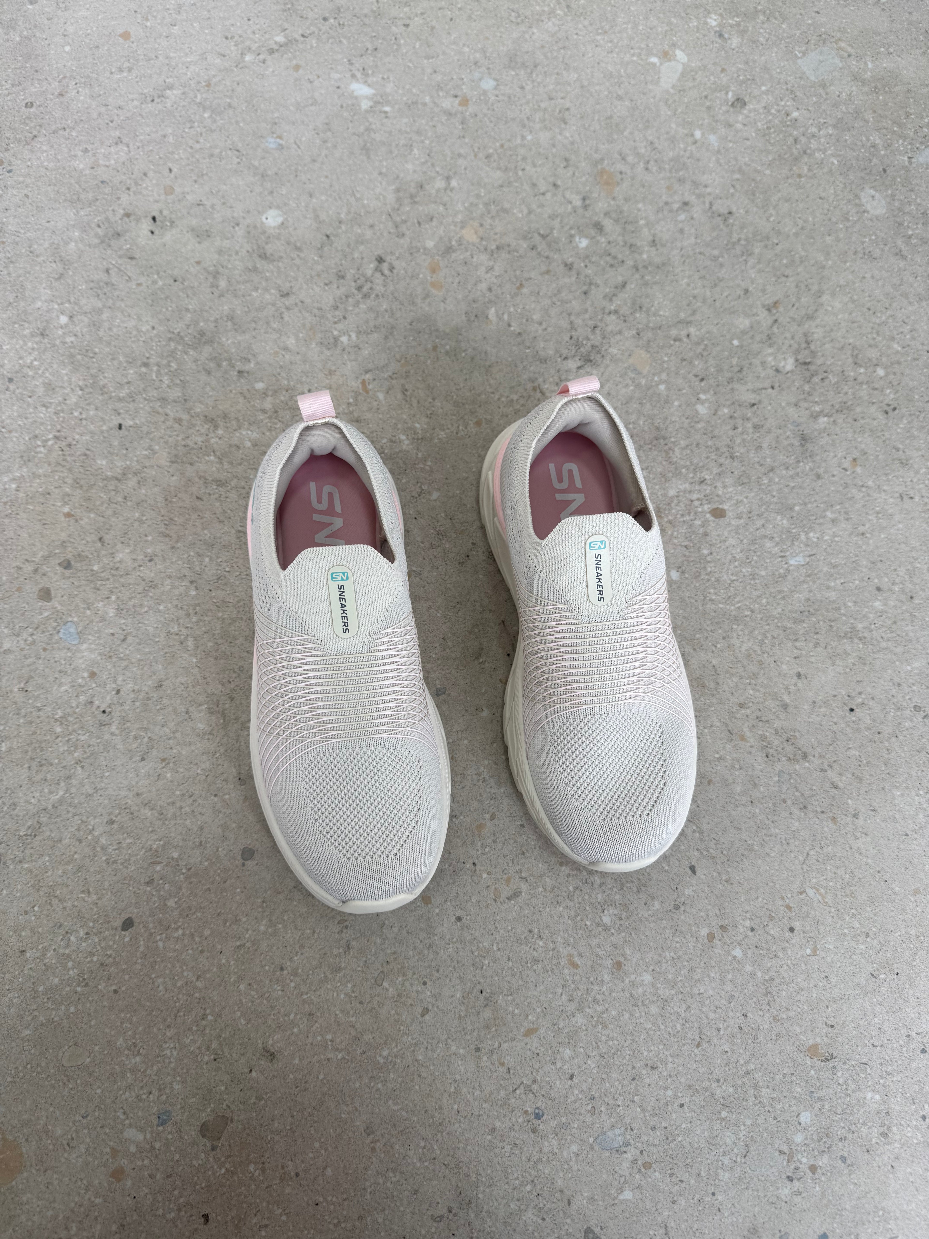SNM115 OFFWHITE 14926