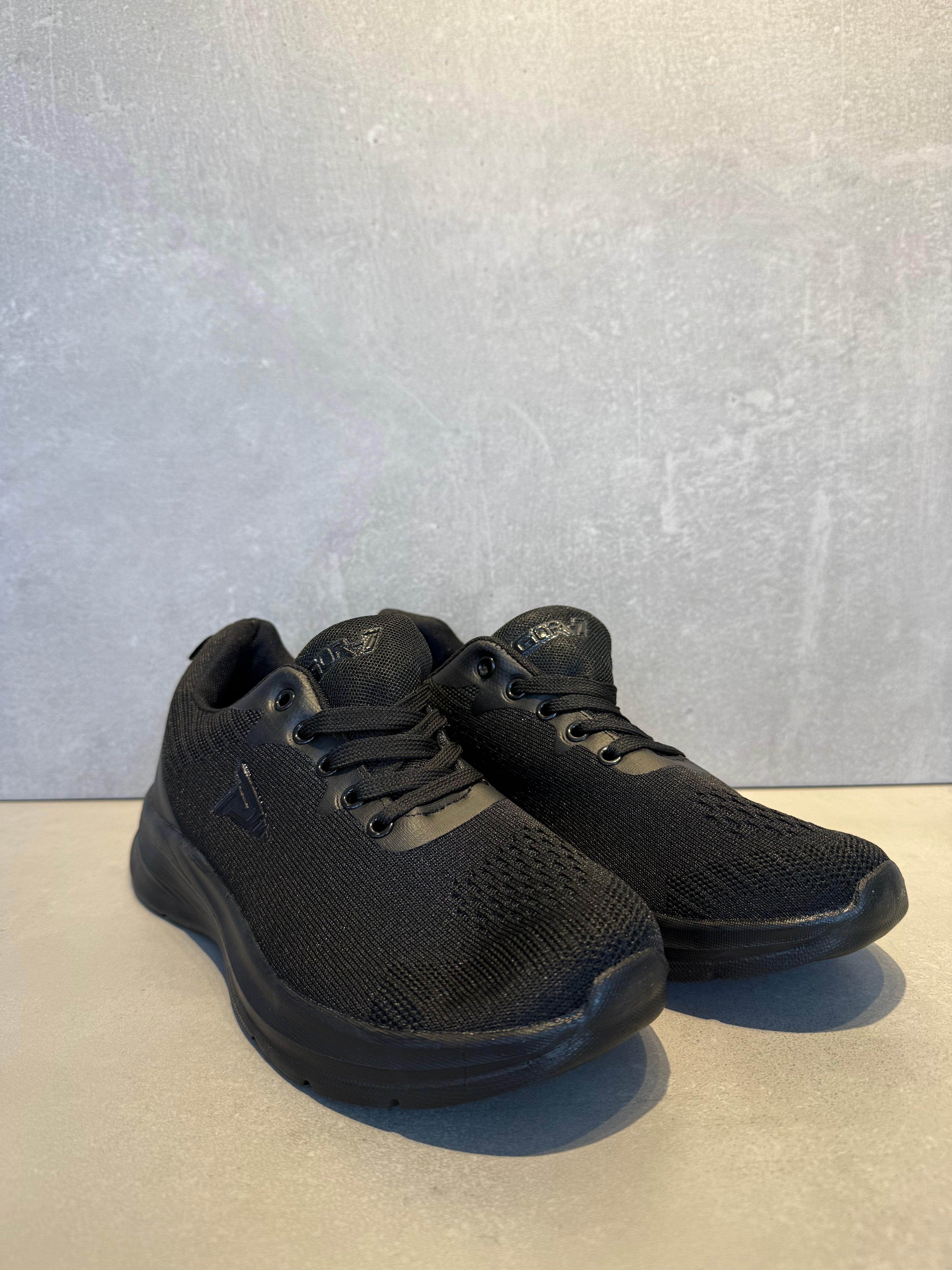 Tenis 2067