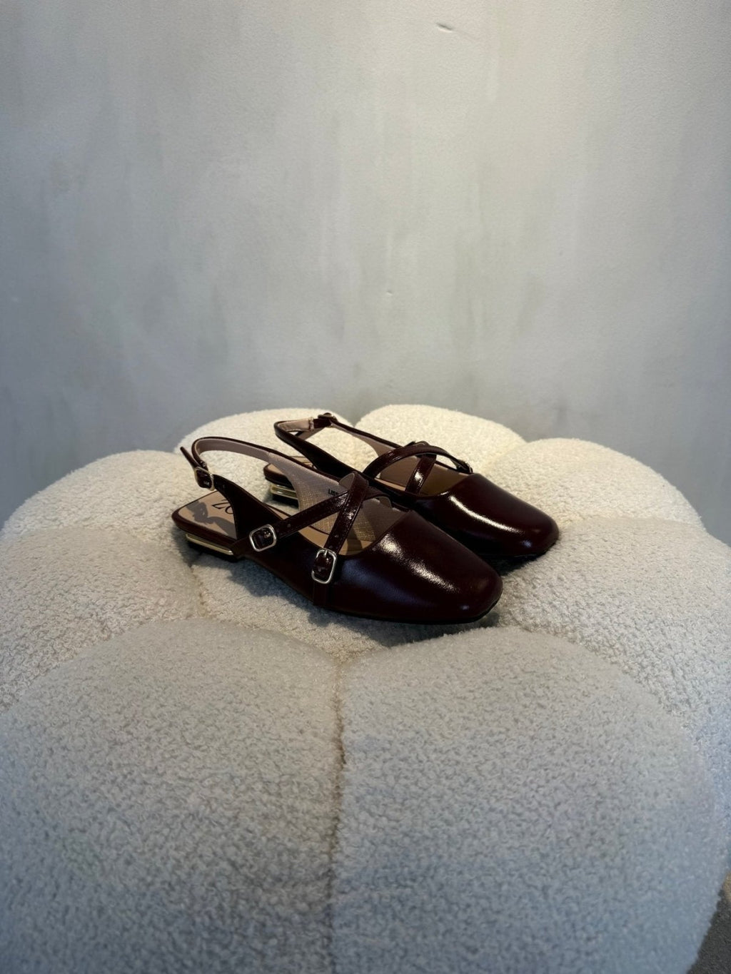 Bailarinas Burgundy 15075 Hebilla Slingback Tacón Bajo de mujer Zoé Brand Costa Rica - Calzado 365