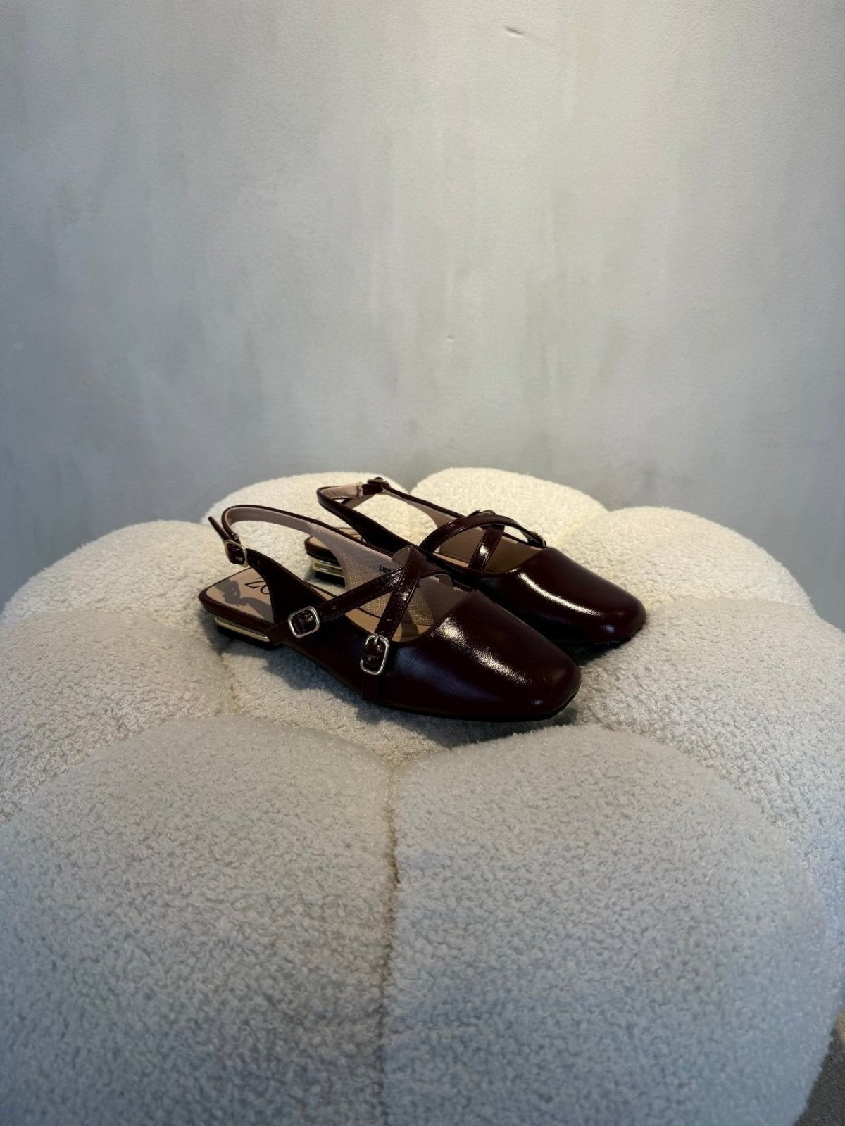 Bailarinas Burgundy 15075 Hebilla Slingback Tacón Bajo de mujer Zoé Brand Costa Rica - Calzado 365