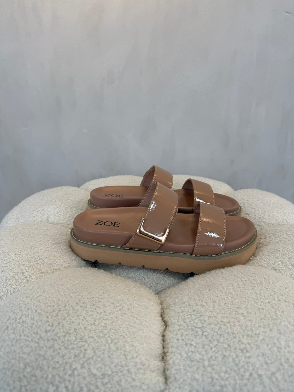 Sandalias Beige 15065 Hebilla Casual de mujer Zoé Brand Costa Rica - Calzado 365