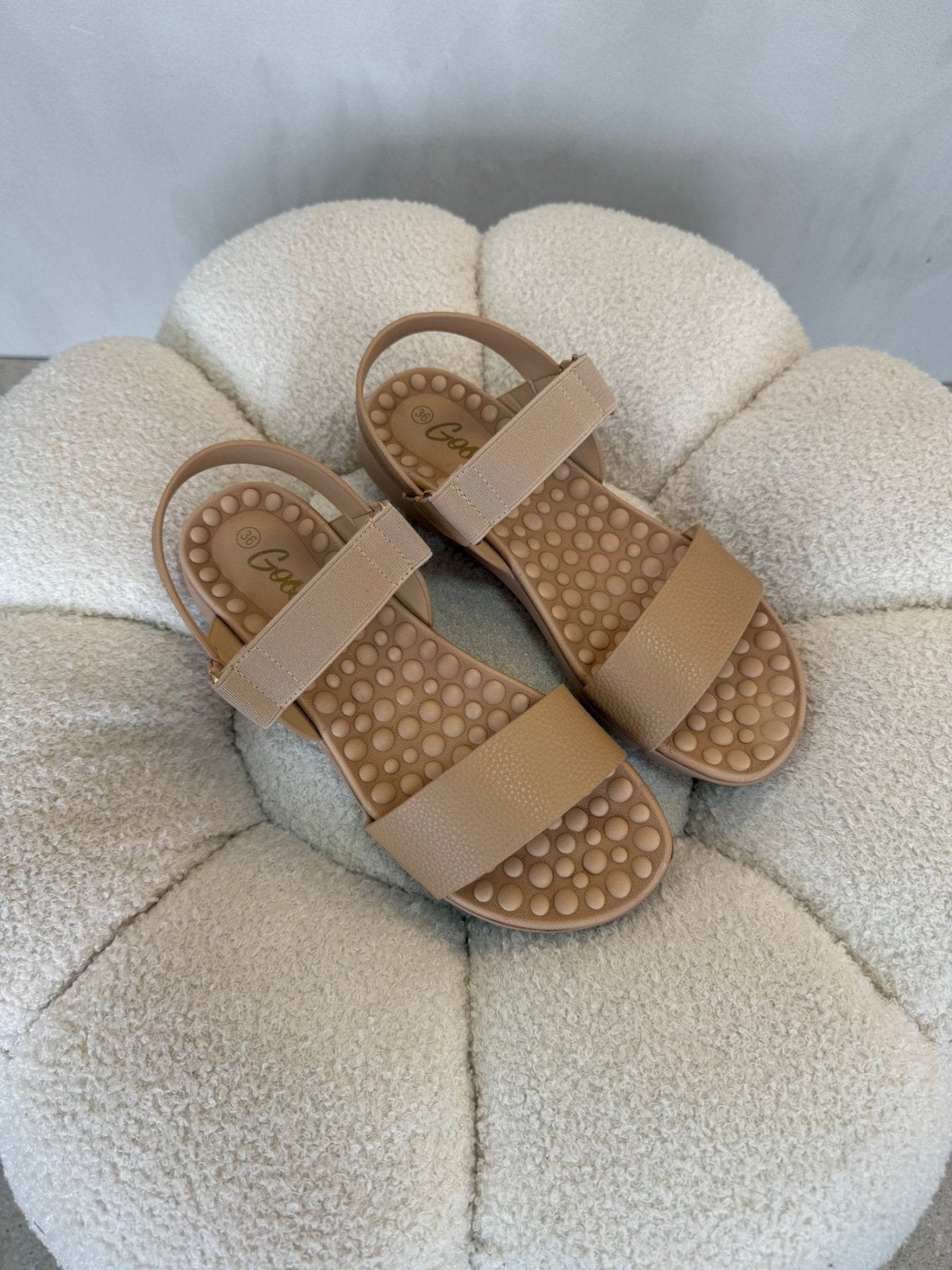 Sandalias Beige 15147 Correa Casual de mujer Costa Rica - Calzado 365