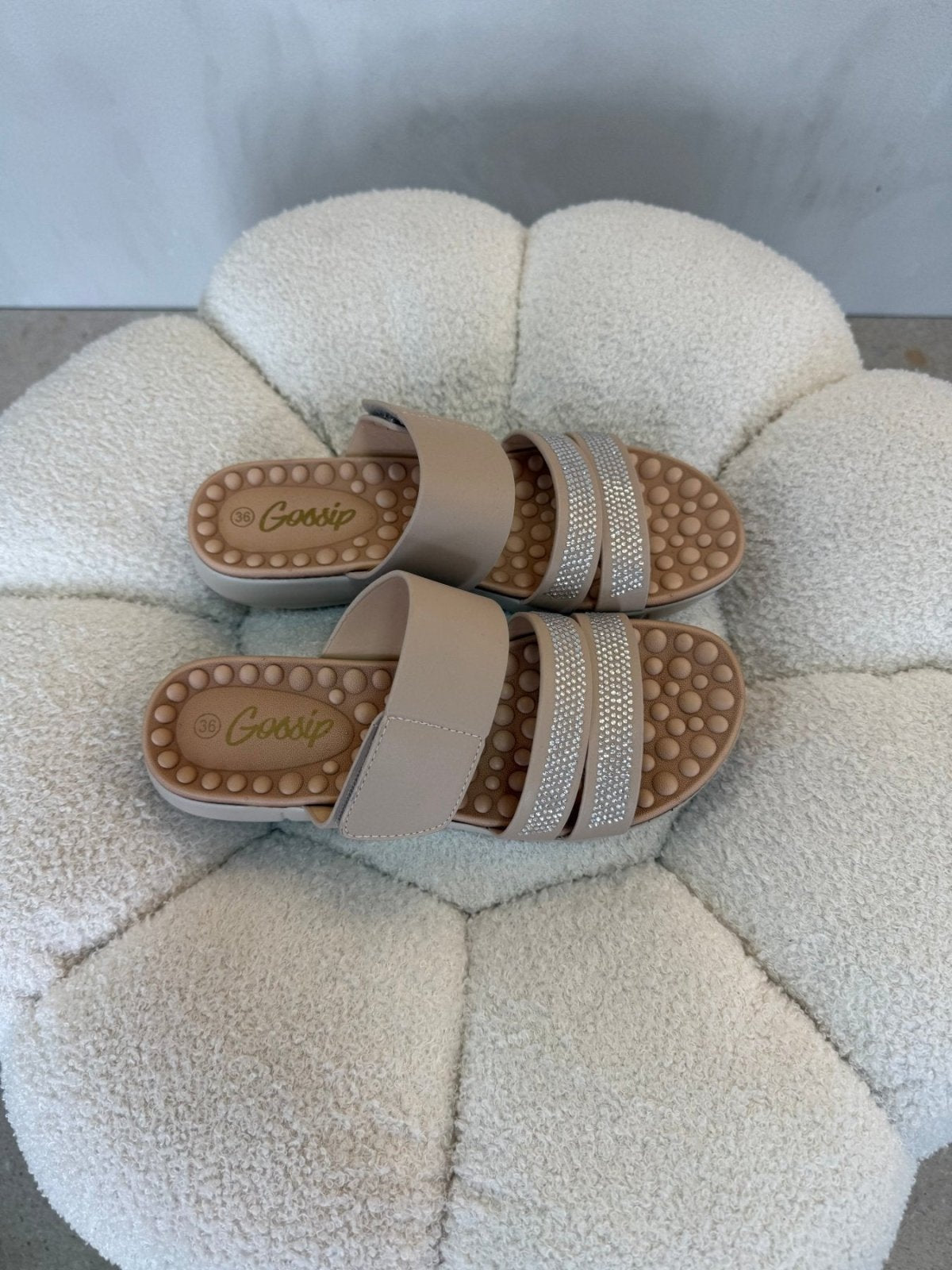 Sandalias Beige 15149 Brillos Correa Casual de mujer Costa Rica - Calzado 365
