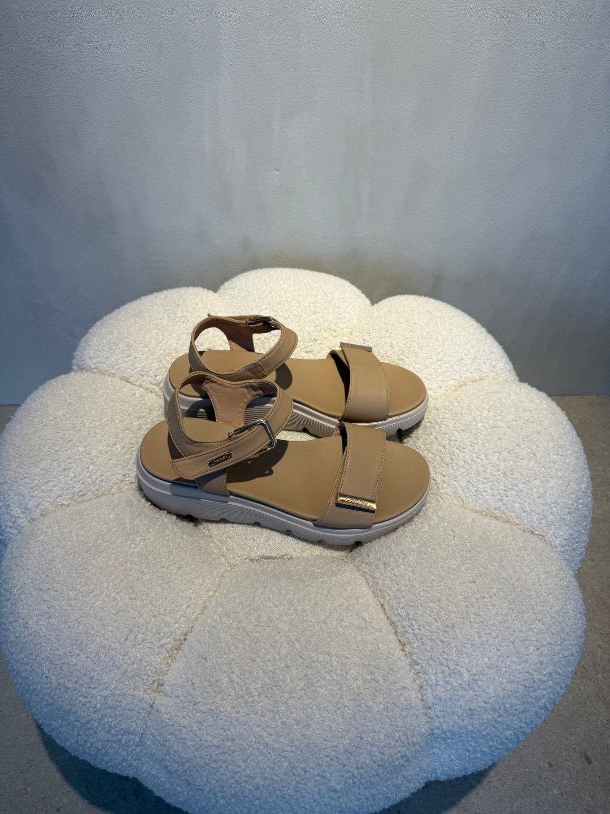 Sandalias Beige Plataforma 15112 Correa Casual de mujer Costa Rica - Calzado 365