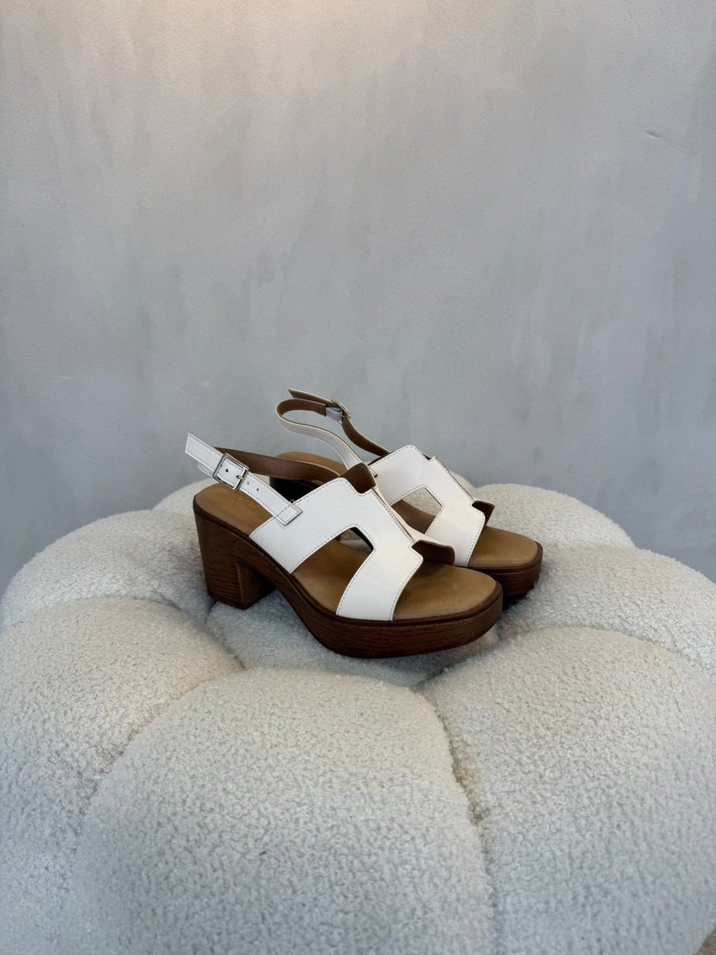 Sandalias Blanco Plataforma 15128 Tacón Medio Correa de mujer Costa Rica - Calzado 365