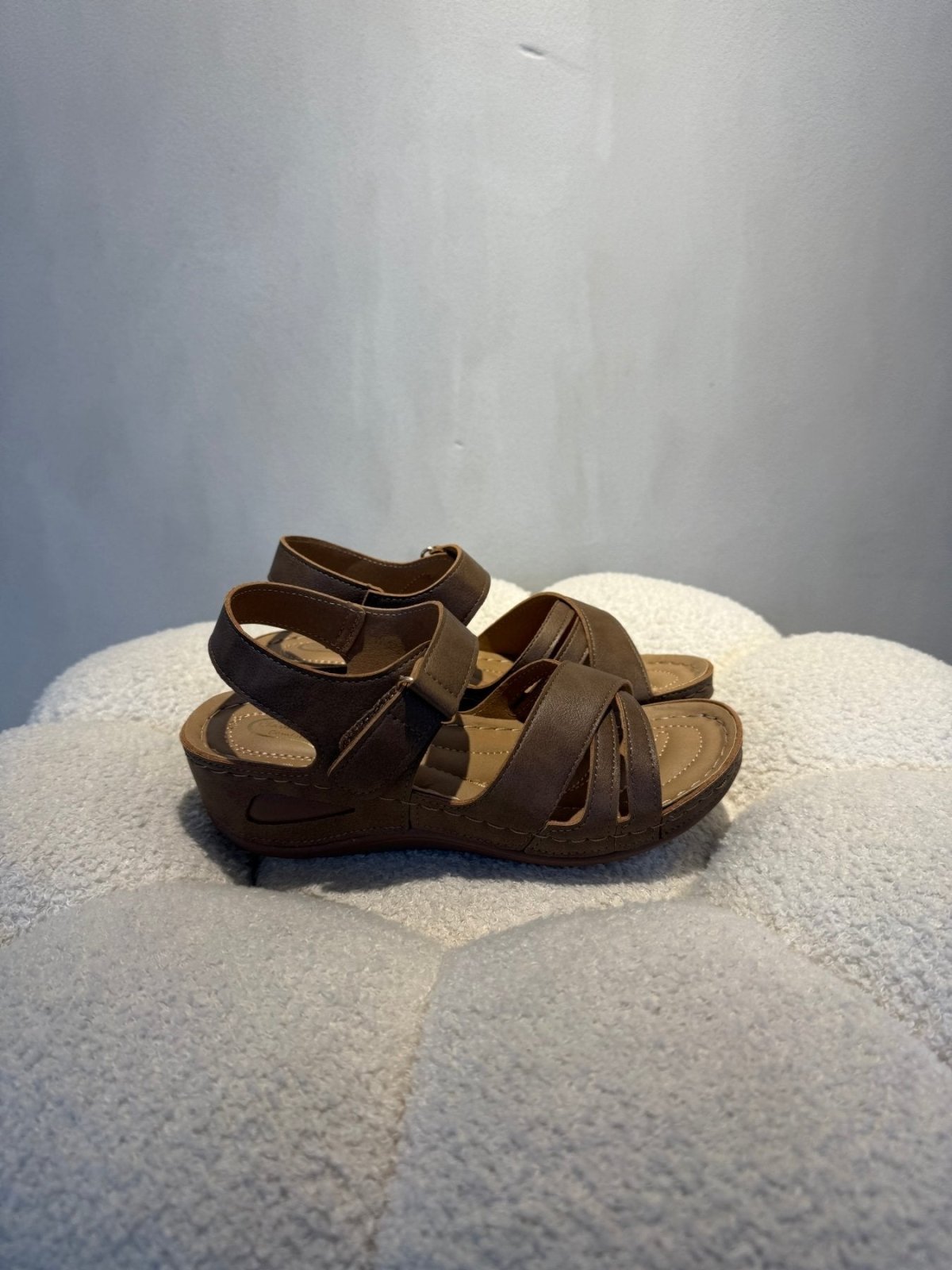 Sandalias Cuña 15220 Tacón Bajo Slingback Casual de mujer Costa Rica - Calzado 365