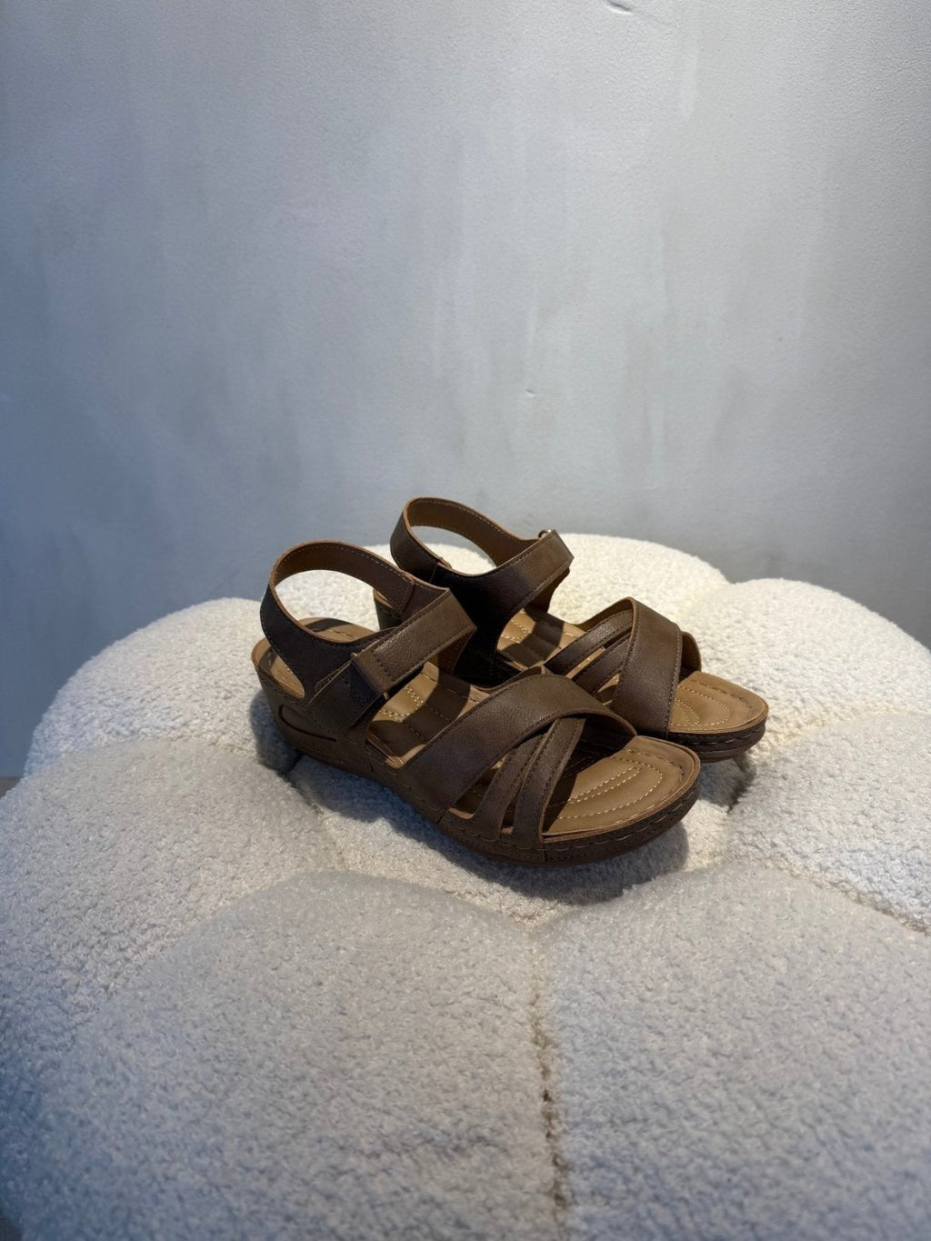 Sandalias Cuña 15220 Tacón Bajo Slingback Casual de mujer Costa Rica - Calzado 365