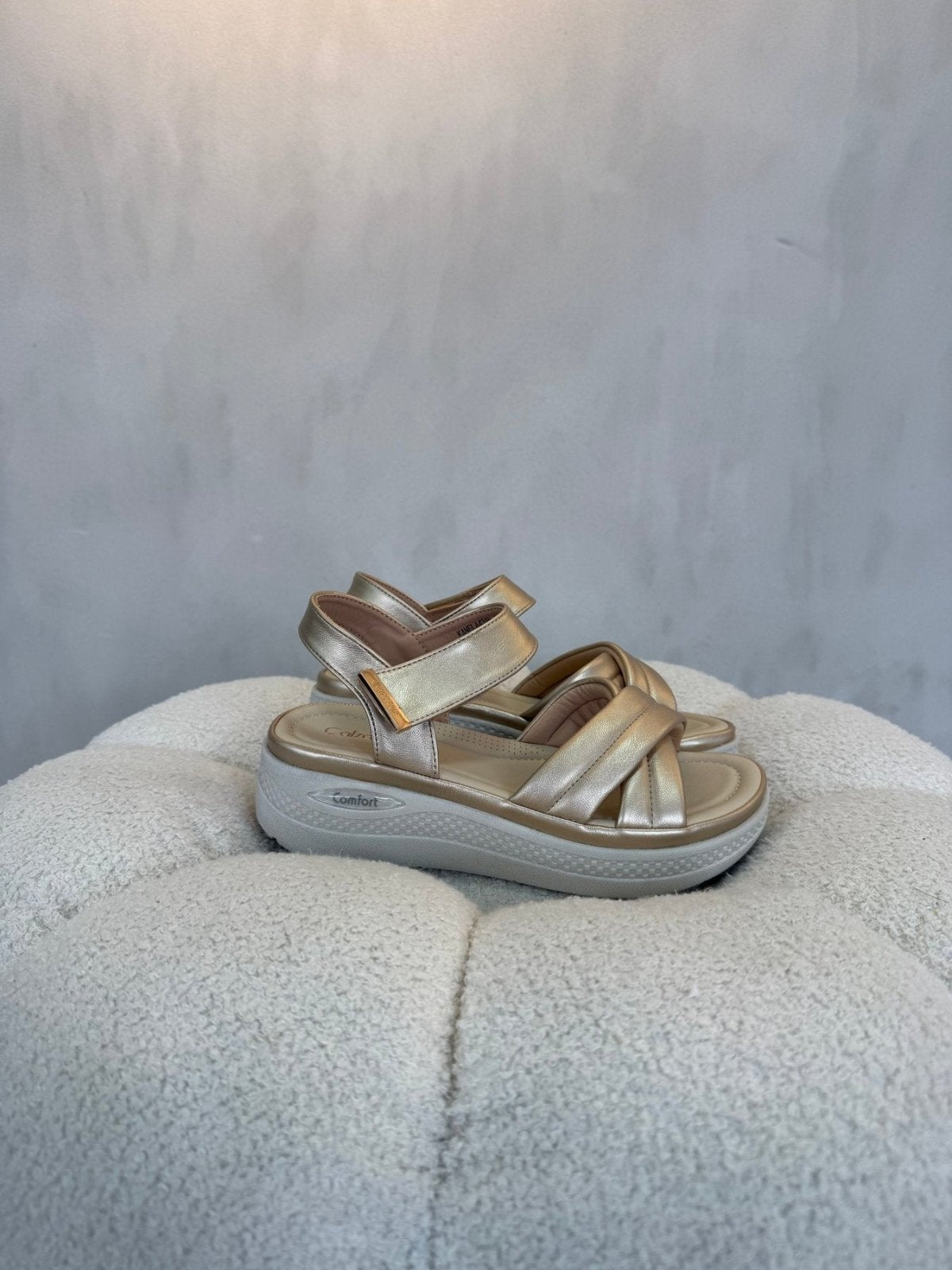 Sandalias Gold Plataforma 15105 Correa Casual de mujer Costa Rica - Calzado 365
