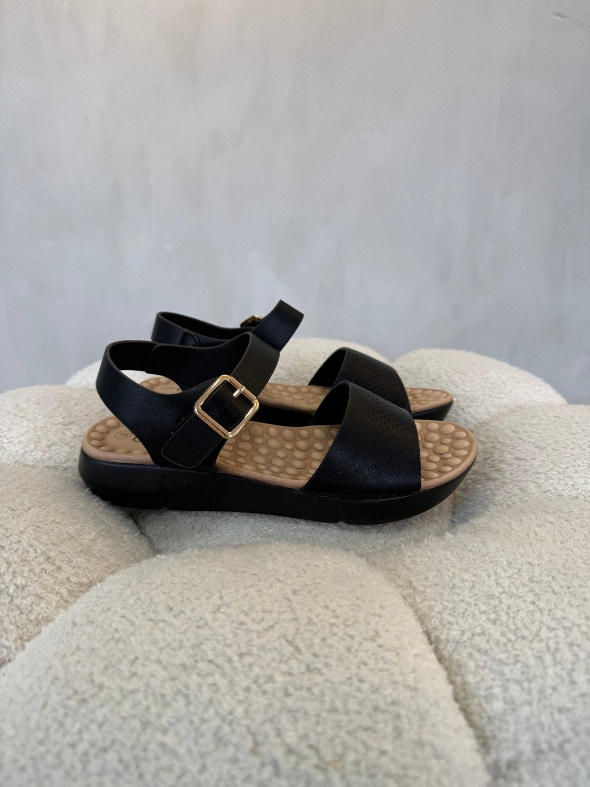 Sandalias Negro 15151 Hebilla Correa Casual de mujer Costa Rica - Calzado 365