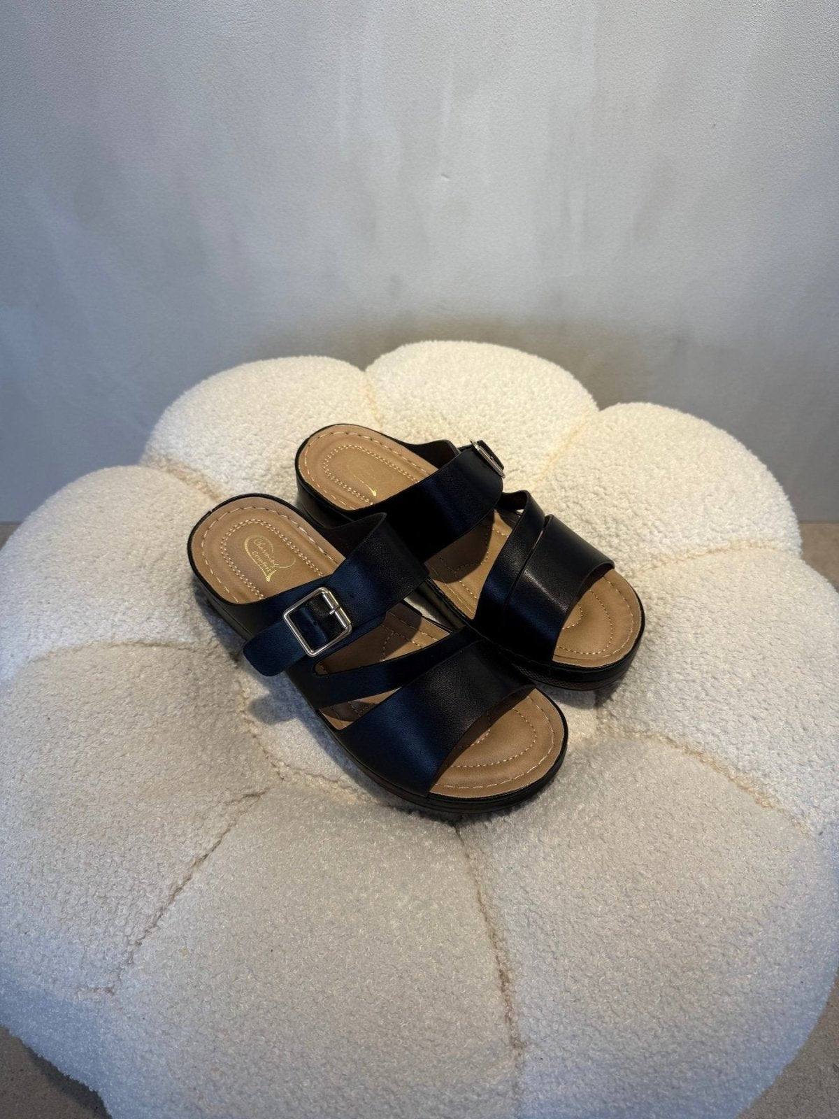 Sandalias Negro Cuña 15205 Hebilla Correa Casual de mujer Costa Rica - Calzado 365
