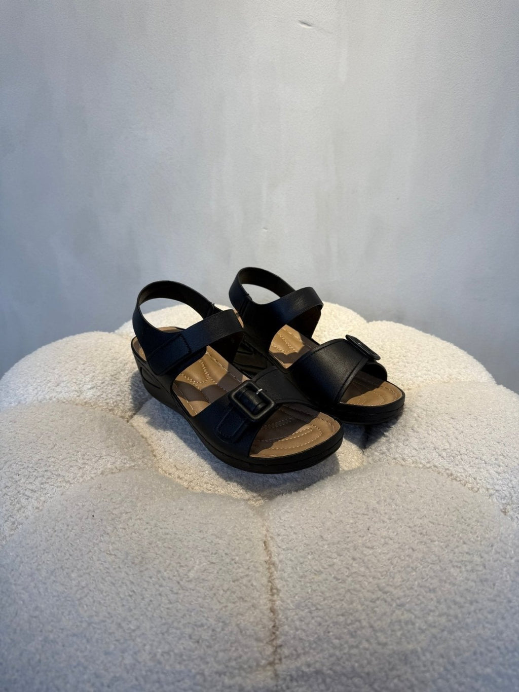 Sandalias Negro Cuña 15213 Hebilla Correa Casual de mujer Costa Rica - Calzado 365
