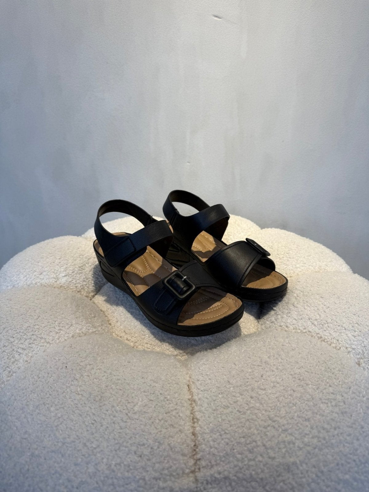 Sandalias Negro Cuña 15213 Hebilla Correa Casual de mujer Costa Rica - Calzado 365