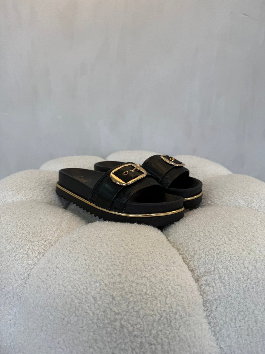 Sandalias Negro Hebilla 15173 Plataforma de mujer Costa Rica - Calzado 365