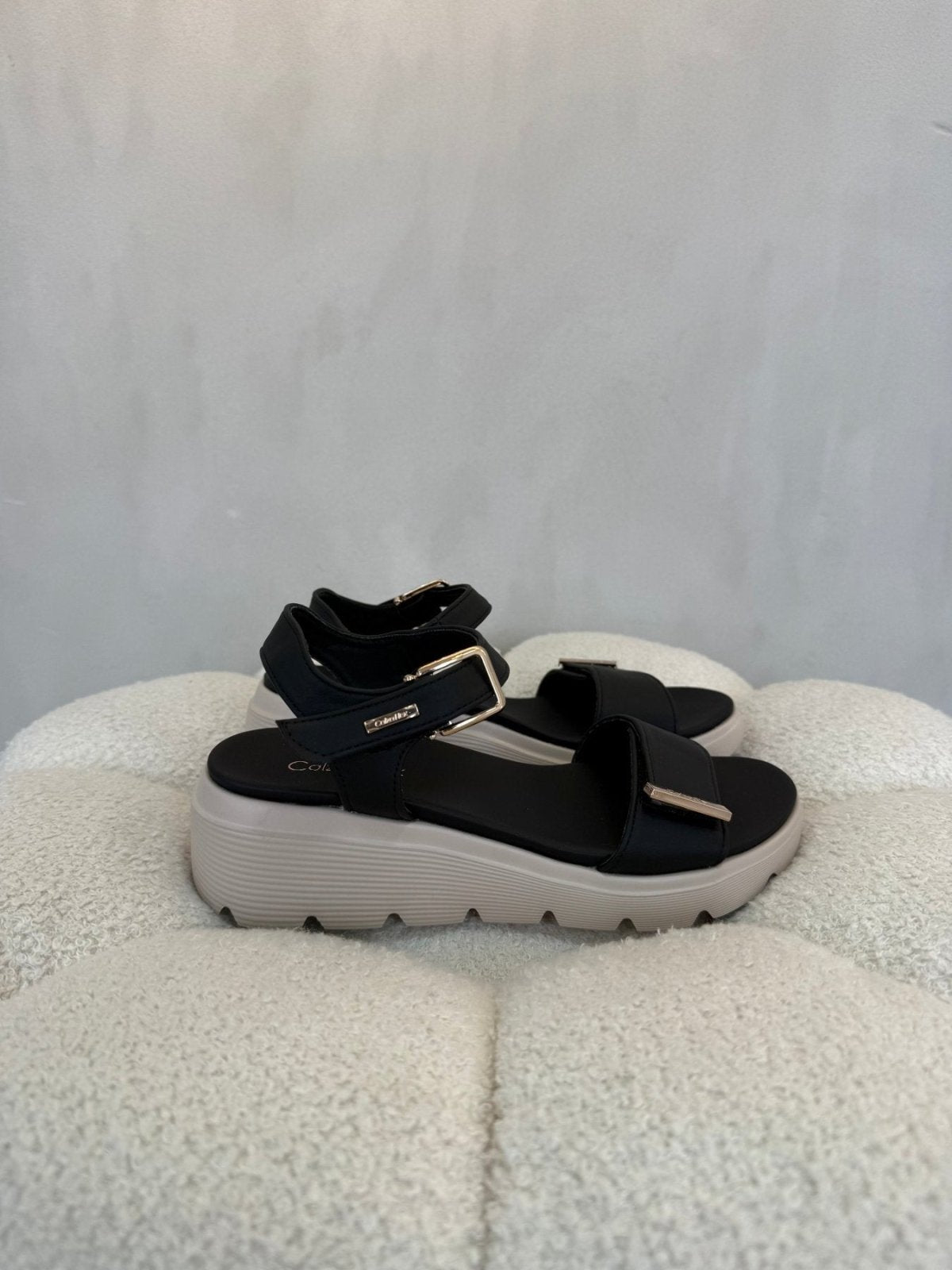 Sandalias Negro Plataforma 15111 Hebilla Correa Casual de mujer Costa Rica - Calzado 365