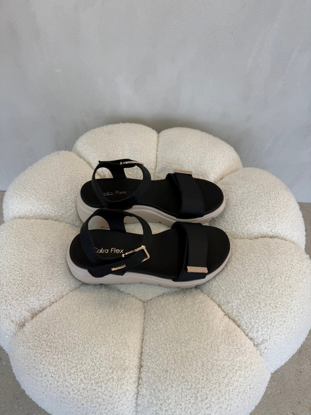 Sandalias Negro Plataforma 15111 Hebilla Correa Casual de mujer Costa Rica - Calzado 365