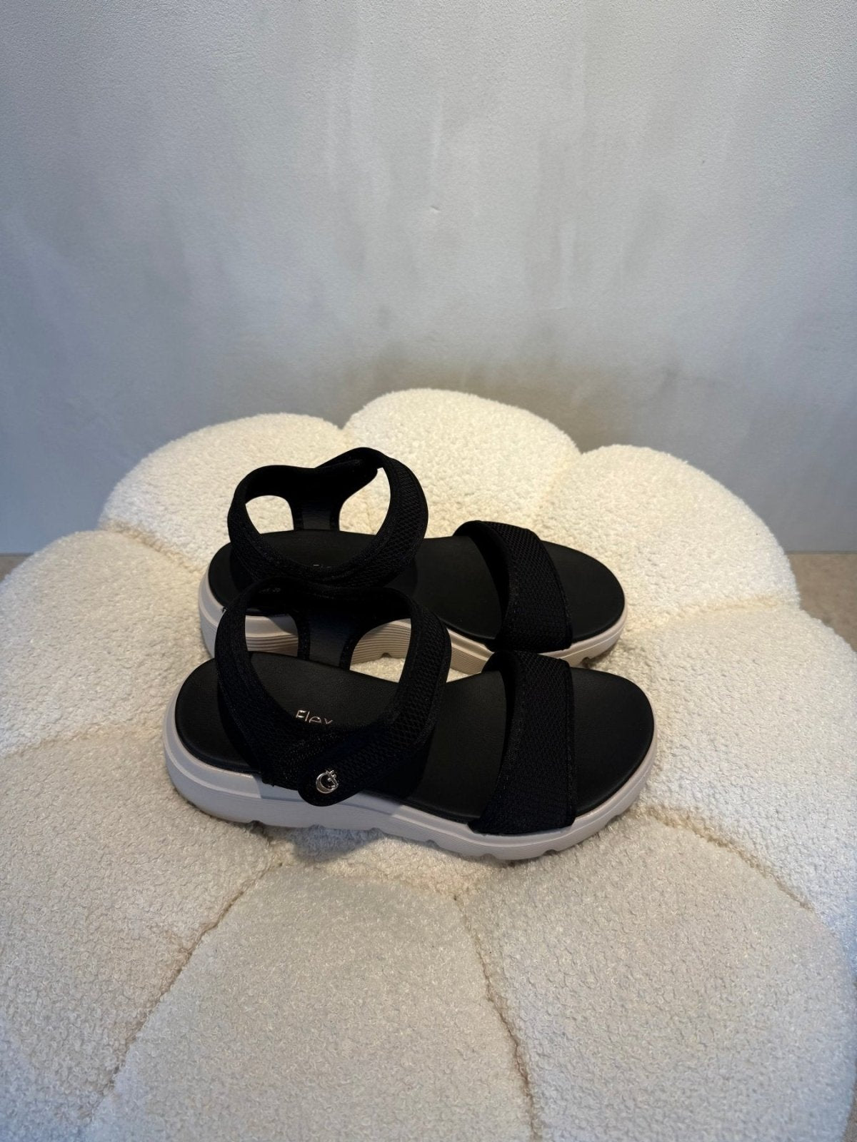 Sandalias Negro Plataforma 15113 Correa Casual de mujer Costa Rica - Calzado 365