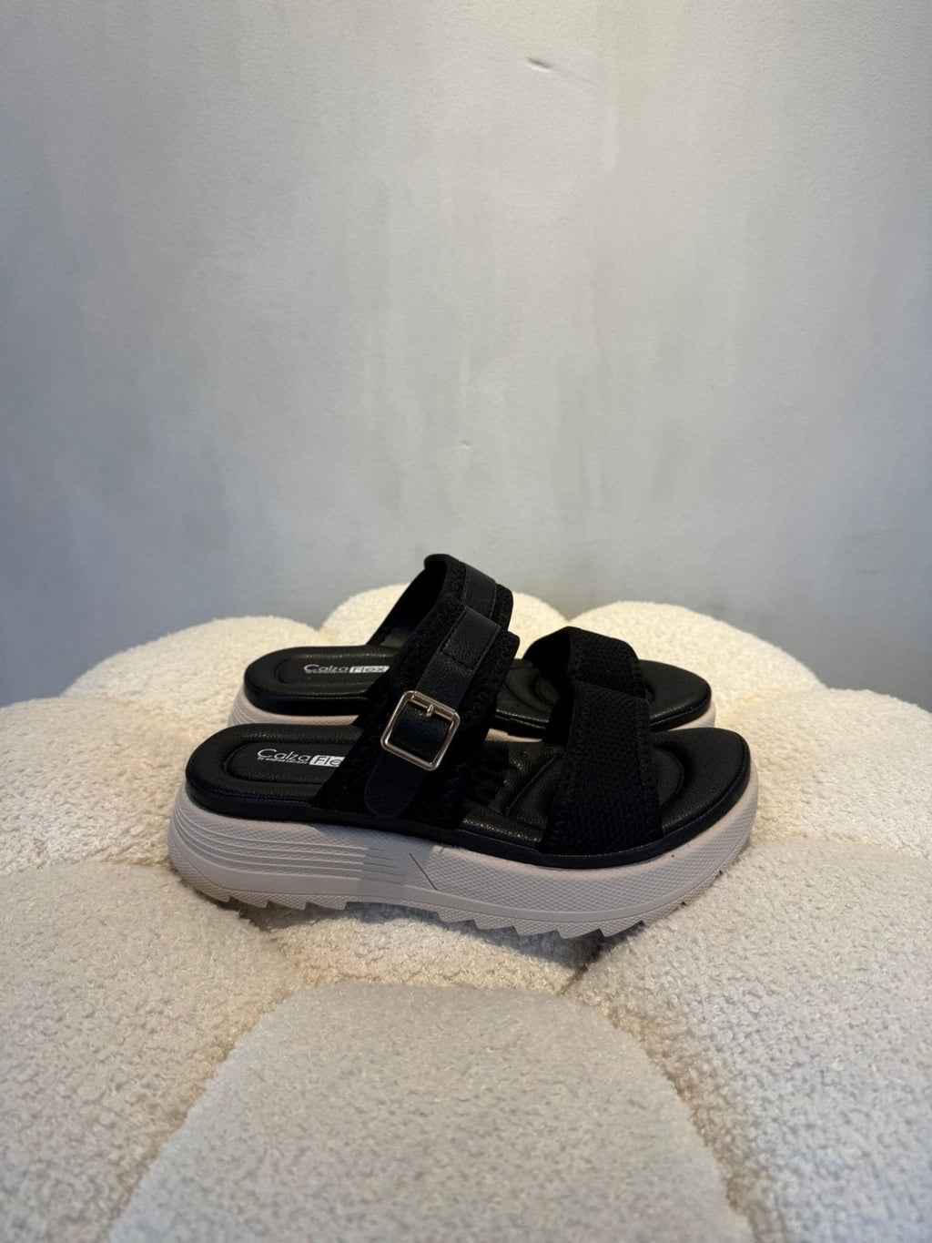 Sandalias Negro Plataforma 15119 Hebilla Correa Casual de mujer Costa Rica - Calzado 365