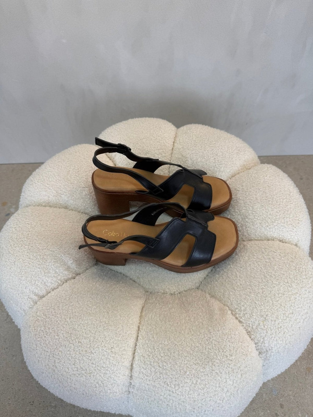 Sandalias Negro Tacón Medio 15126 Correa Casual de mujer Costa Rica - Calzado 365