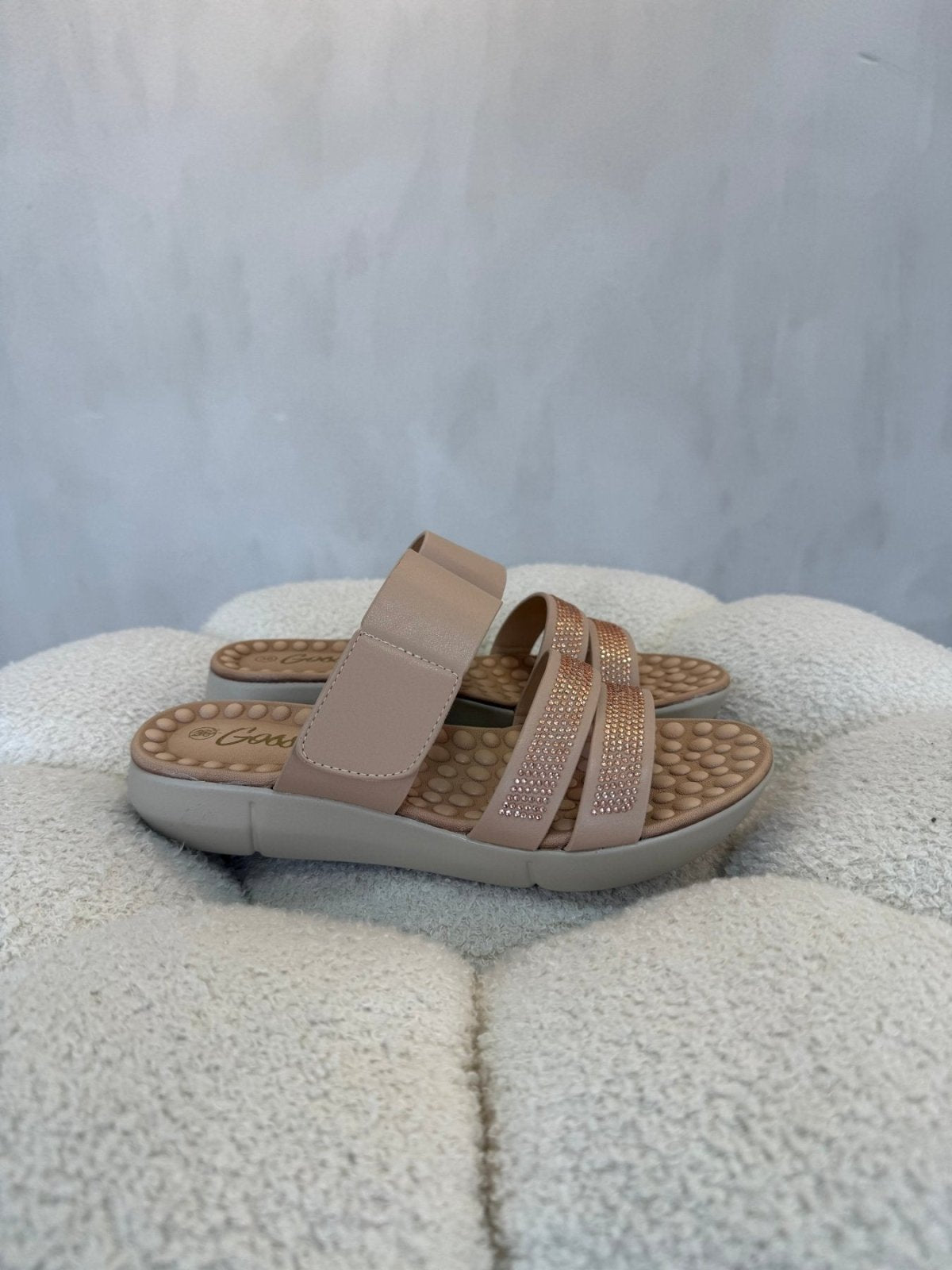 Sandalias Nude Charol 15150 Brillos Correa Casual de mujer Costa Rica - Calzado 365