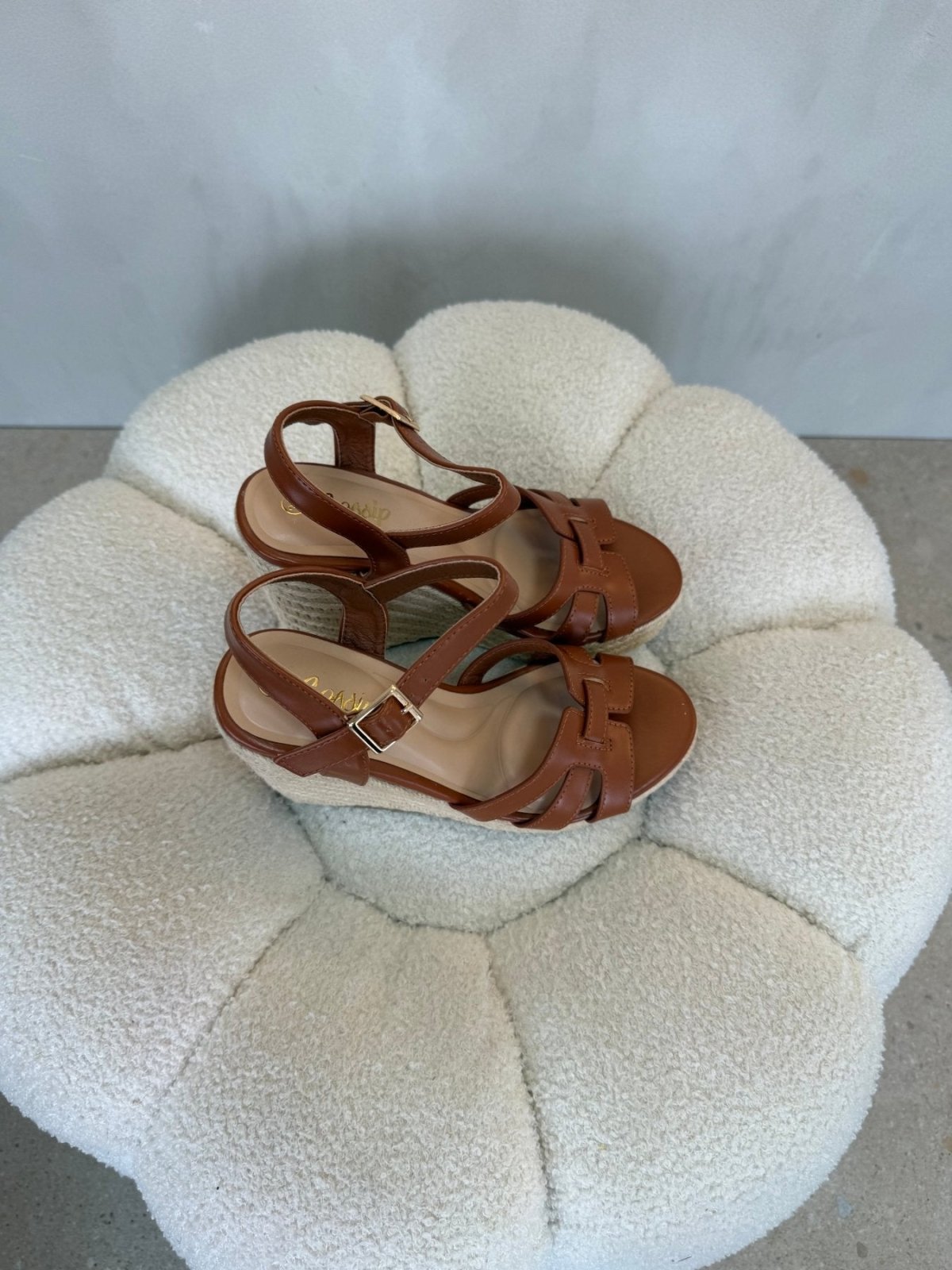 Sandalias Tan Cuña 15137 Hebilla Correa de mujer Costa Rica - Calzado 365