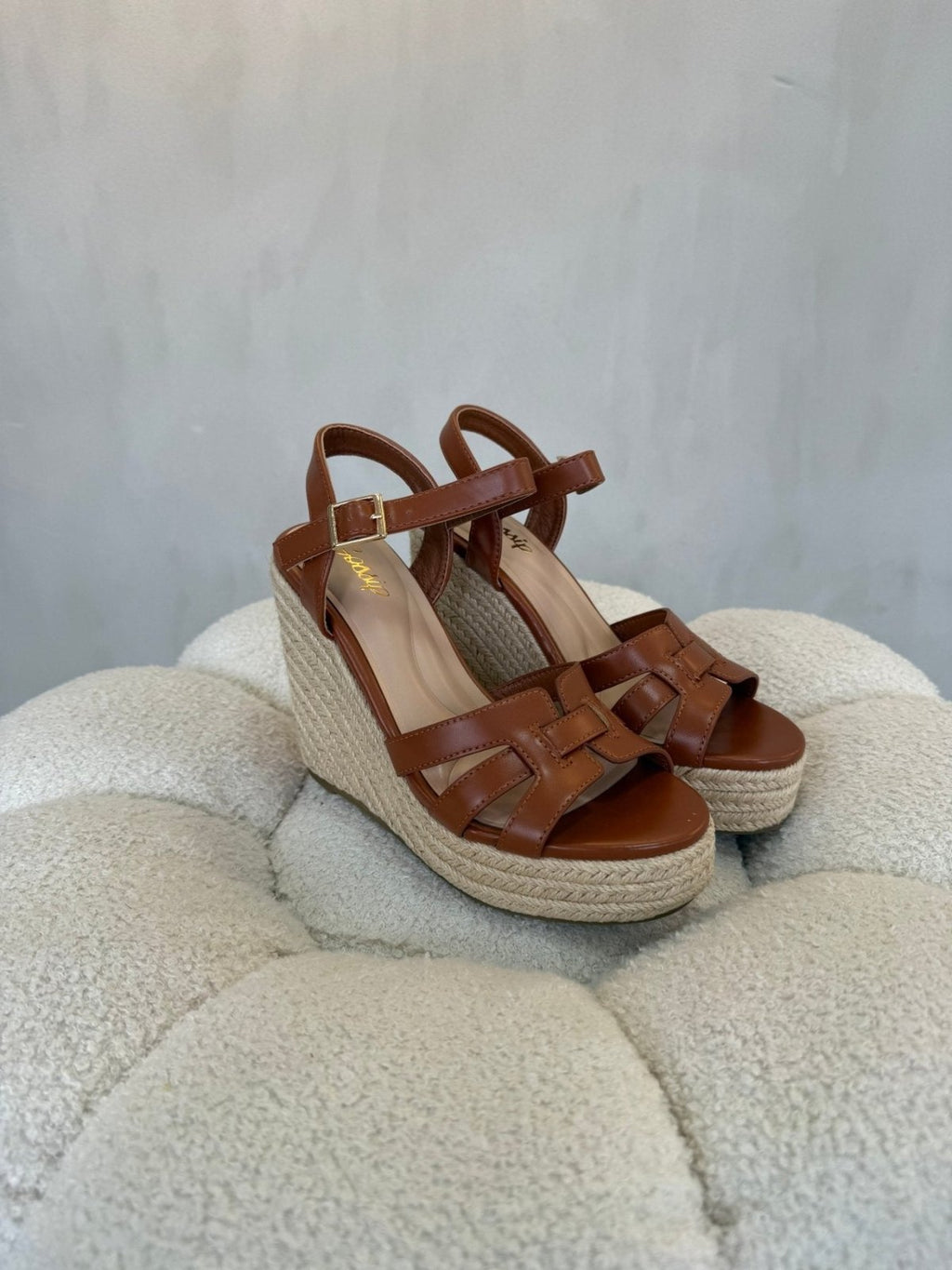 Sandalias Tan Cuña 15137 Hebilla Correa de mujer Costa Rica - Calzado 365