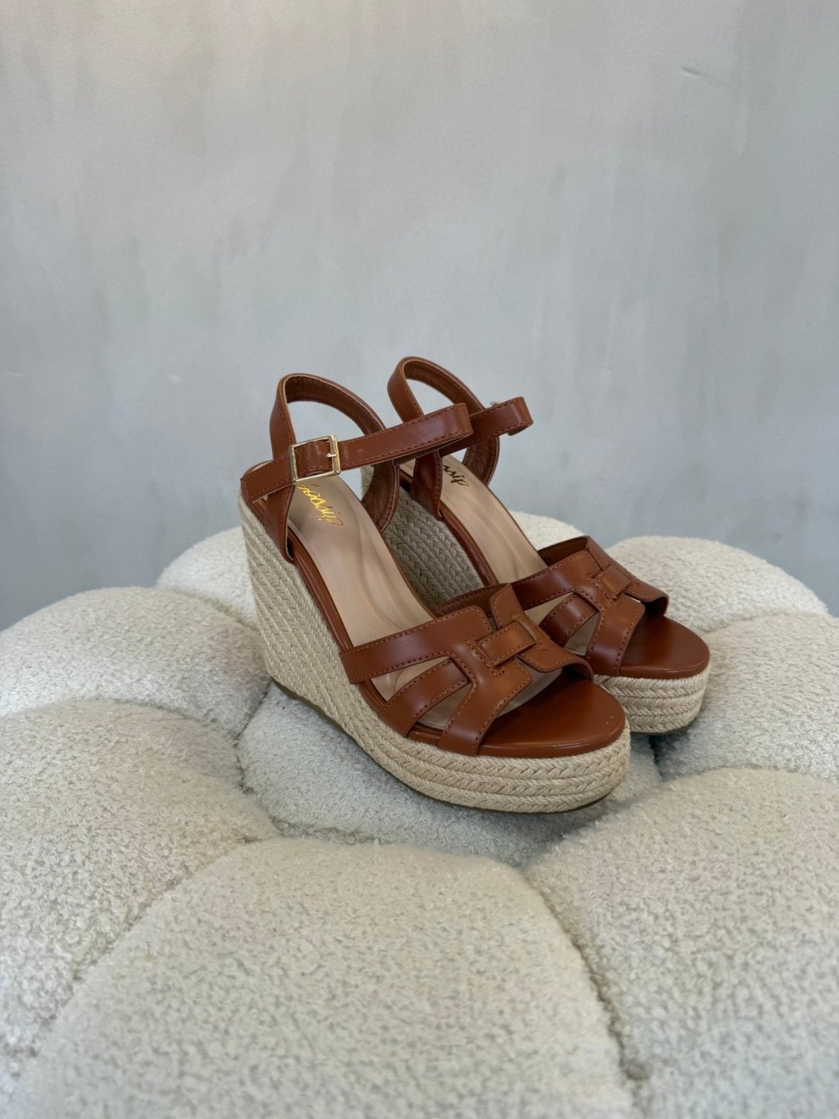 Sandalias Tan Cuña 15137 Hebilla Correa de mujer Costa Rica - Calzado 365