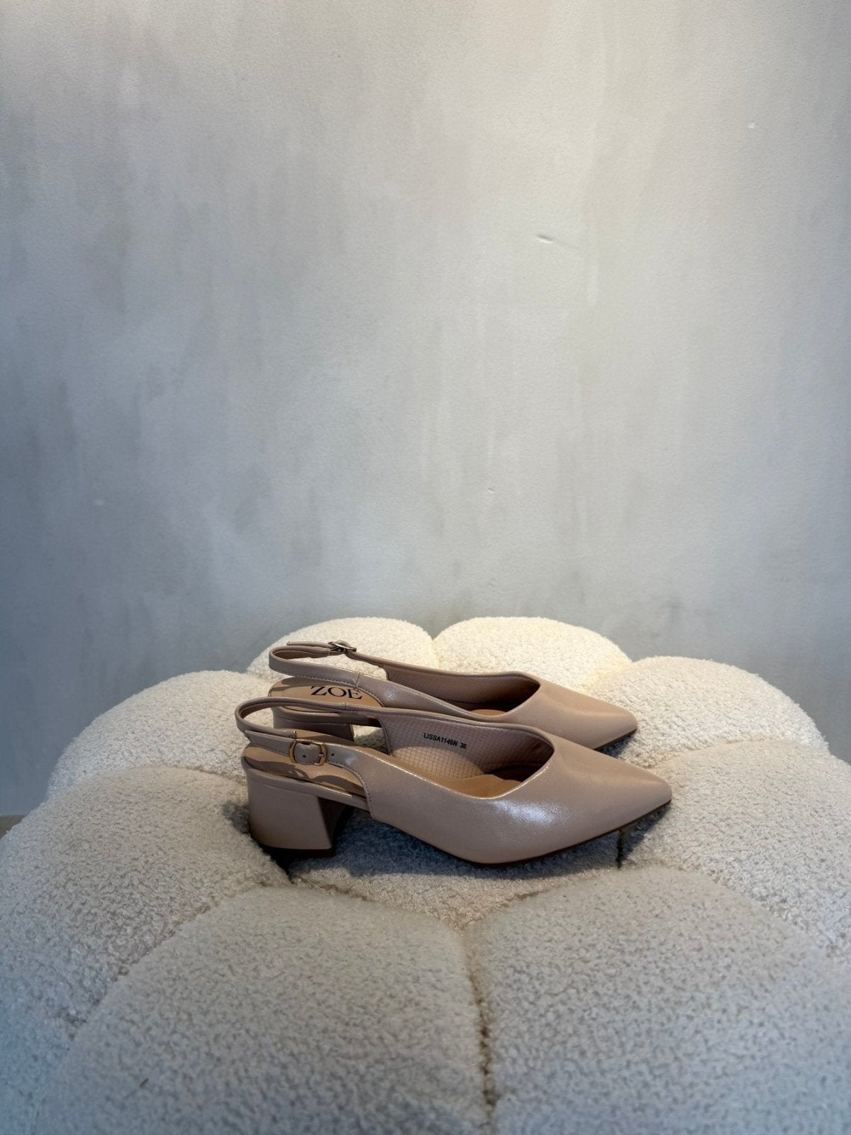 Tacones Beige 15089 Tacón Medio Punta Fina Slingback de mujer Zoé Brand Costa Rica - Calzado 365