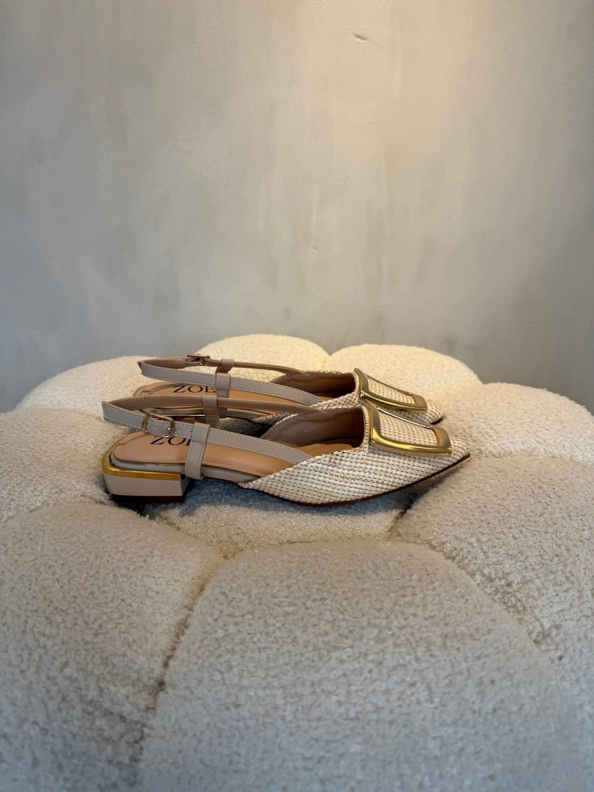 Tacones Beige 15092 Tacón Bajo Punta Fina Slingback de mujer Costa Rica - Calzado 365