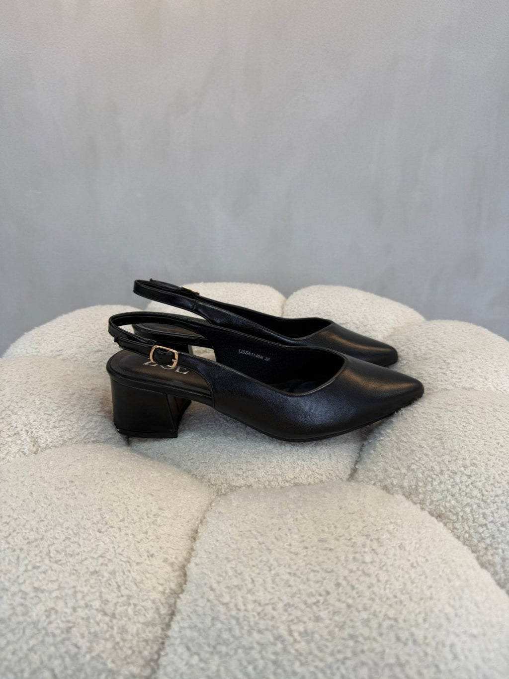 Tacones Negro 15088 Tacón Medio Punta Fina Slingback de mujer Zoé Brand Costa Rica - Calzado 365