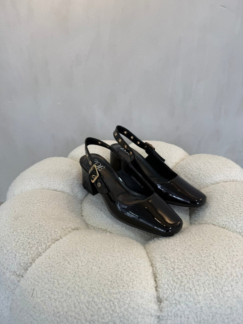 Tacones Negro Charol 15079 Hebilla Slingback Tacón Medio de mujer Zoé Brand Costa Rica - Calzado 365