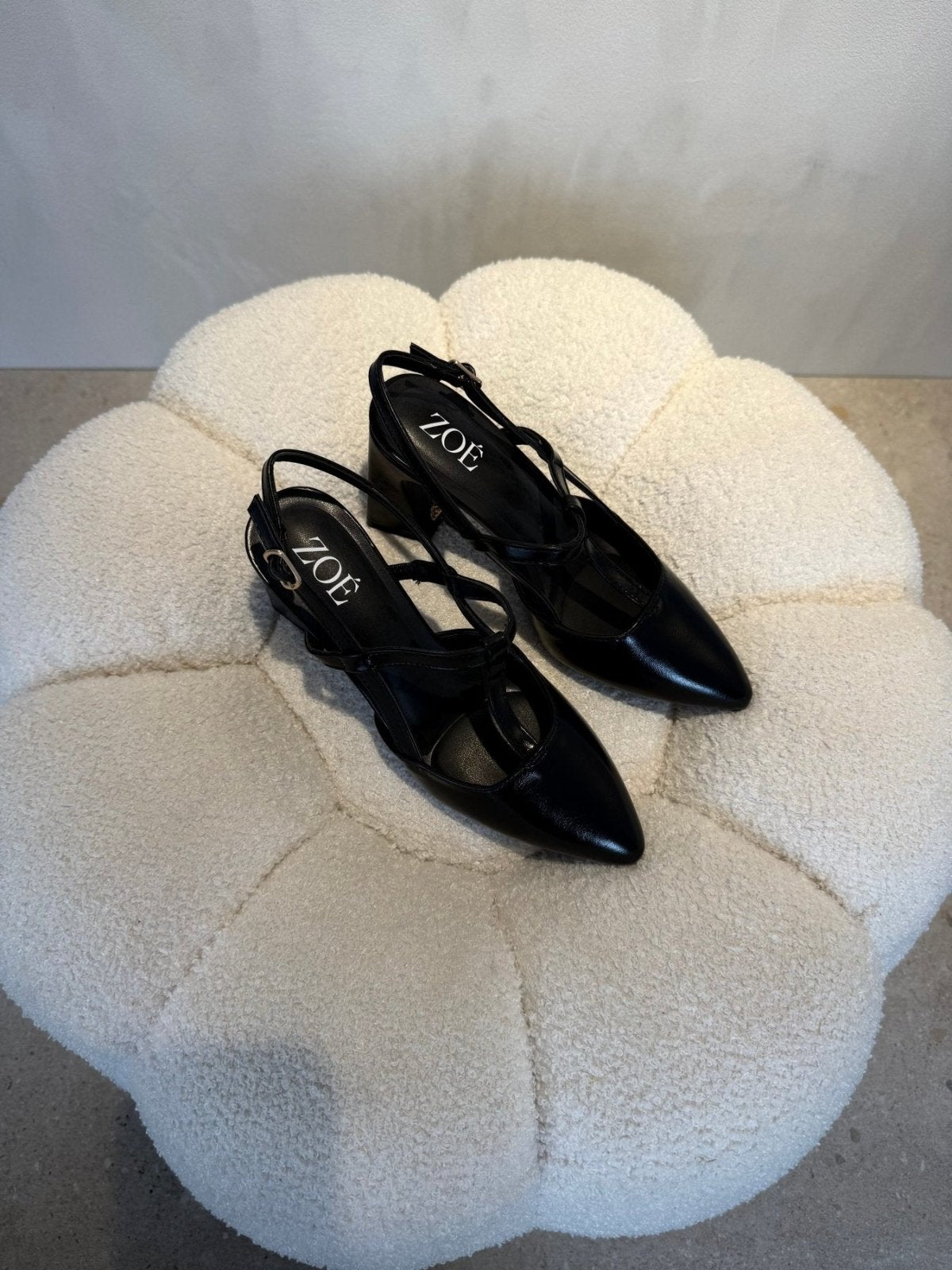 Tacones Negro Charol 15094 Hebilla Slingback Tacón Alto Punta Fina Costa Rica - Calzado 365